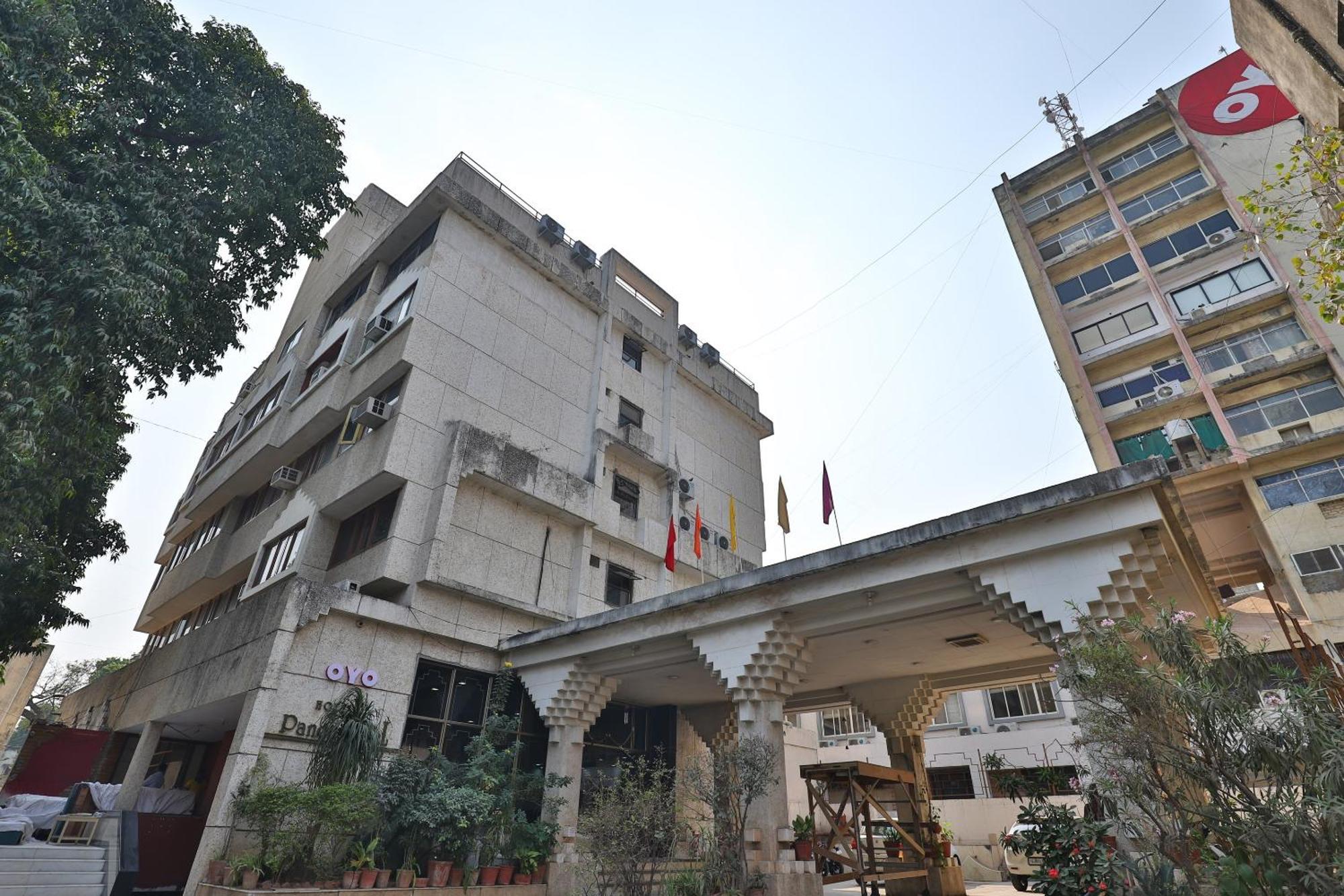 Hotel Panchsheel Vadodara Buitenkant foto