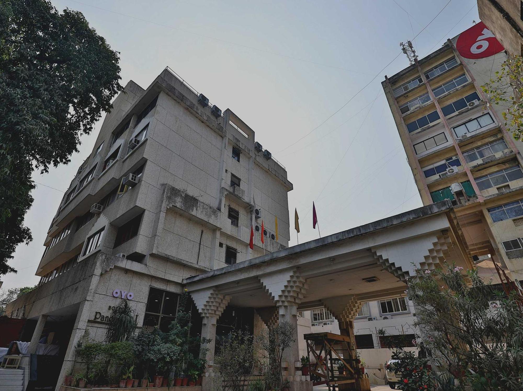 Hotel Panchsheel Vadodara Buitenkant foto