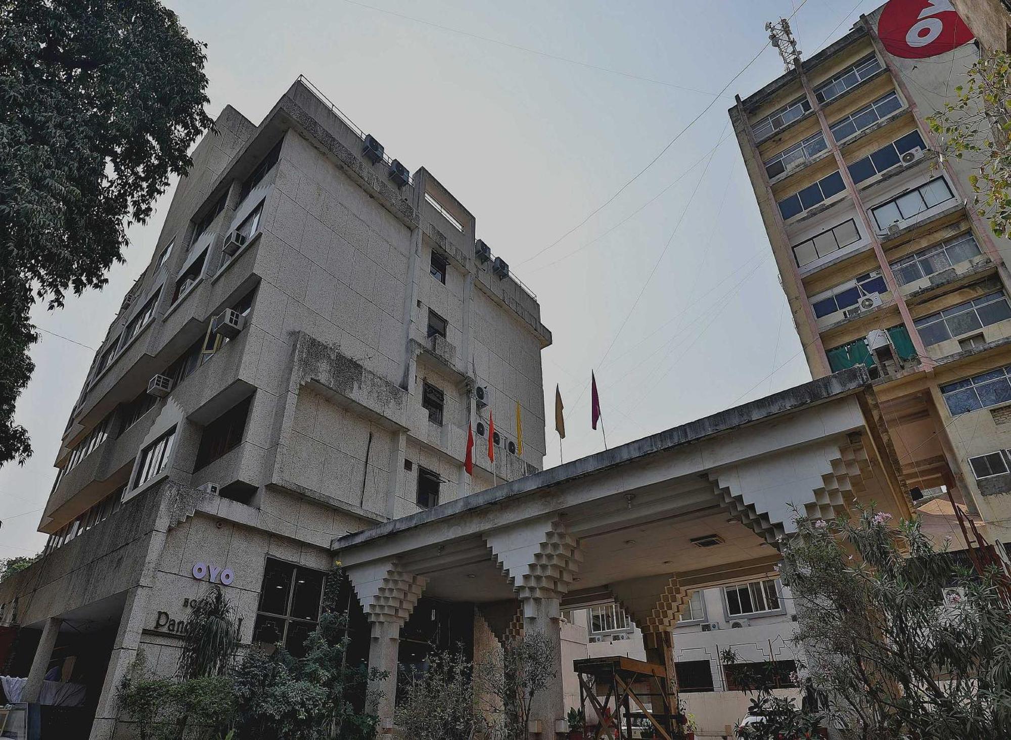 Hotel Panchsheel Vadodara Buitenkant foto
